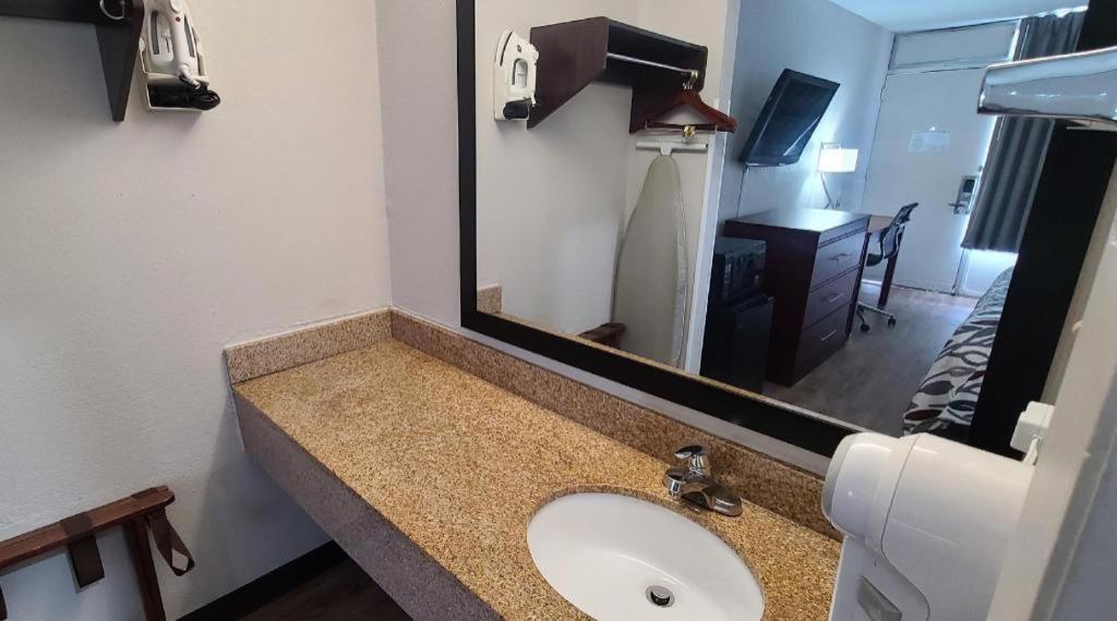 Red Roof Inn Florence, Sc Экстерьер фото